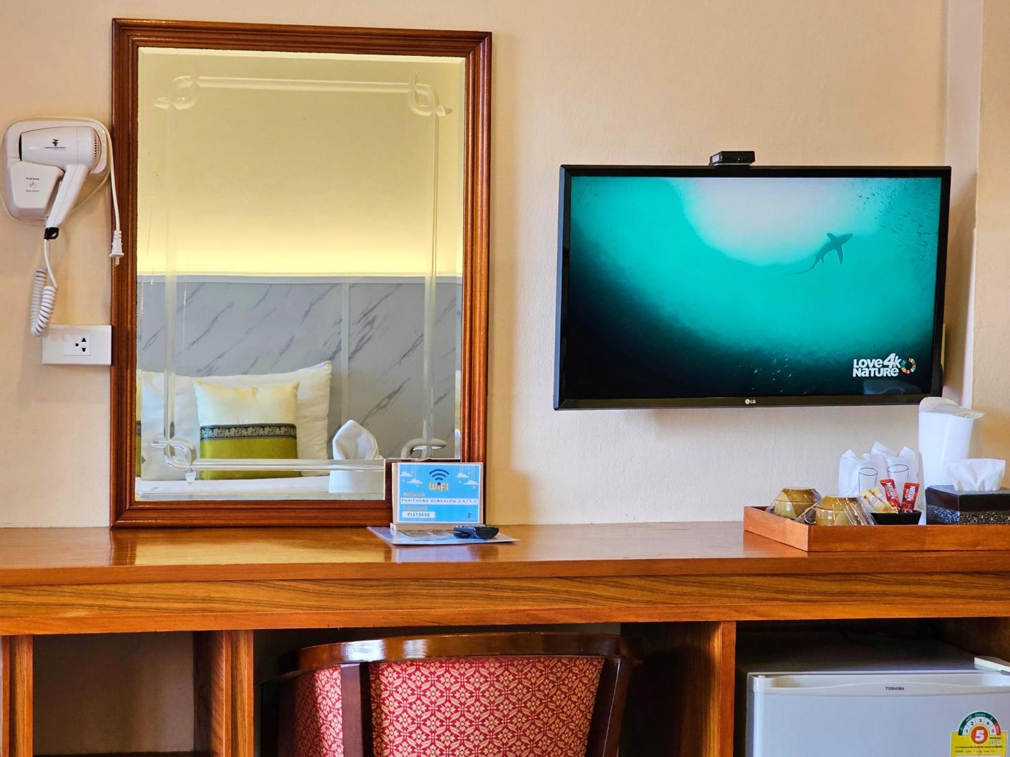 Phaithong Sotel Resort Chalong Exterior photo